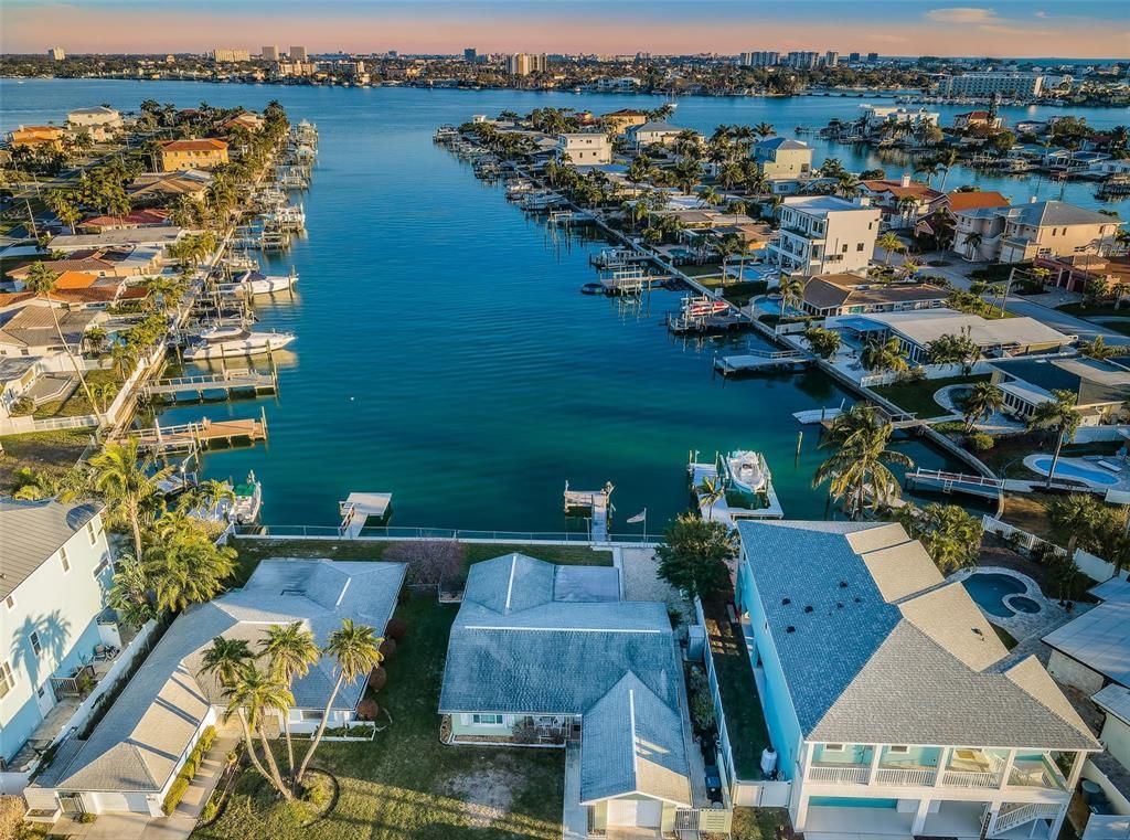 6450 115TH AVENUE, Treasure Island, FL 33706