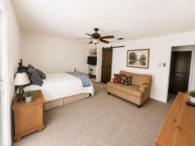 2905 Newton DR, Lago Vista, TX 78645