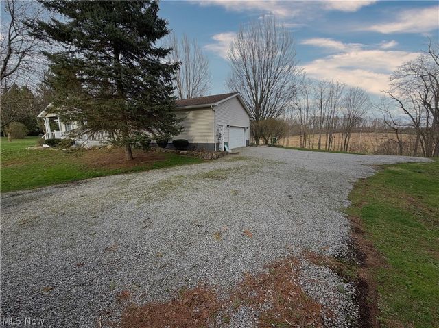 5279 Newgarden Road, Salem, OH 44460