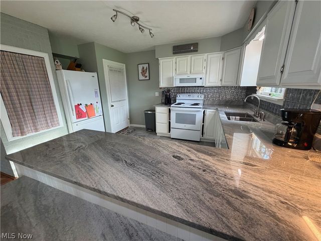 5279 Newgarden Road, Salem, OH 44460