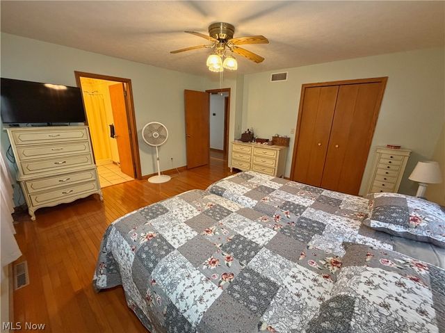 5279 Newgarden Road, Salem, OH 44460