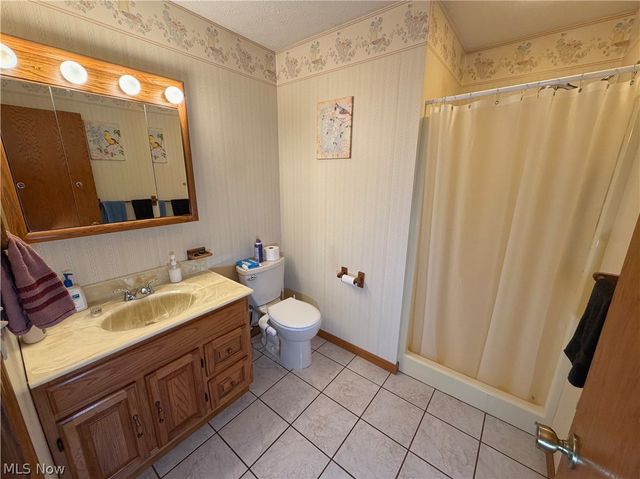 5279 Newgarden Road, Salem, OH 44460
