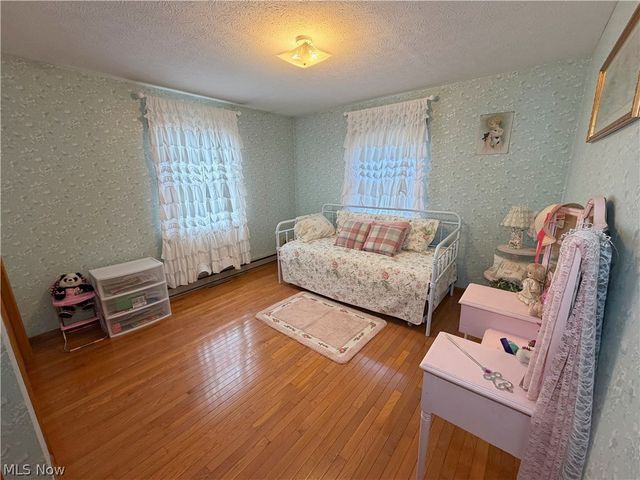 5279 Newgarden Road, Salem, OH 44460