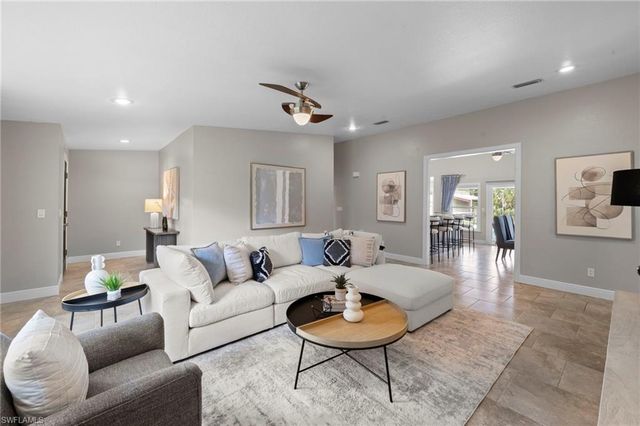 681 15th ST SW, Naples, FL 34117