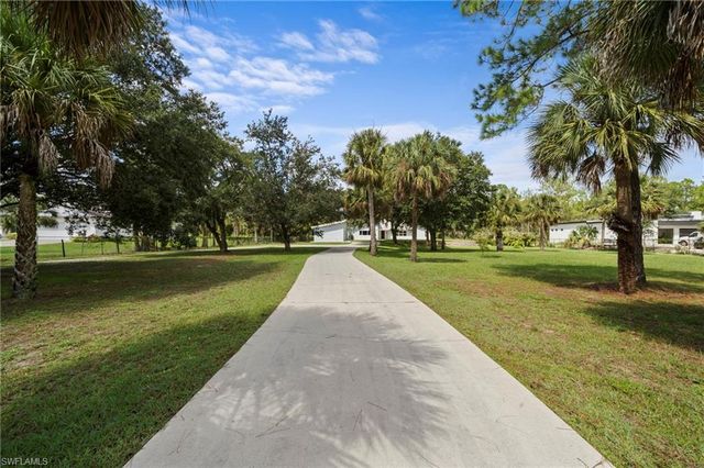 681 15th ST SW, Naples, FL 34117