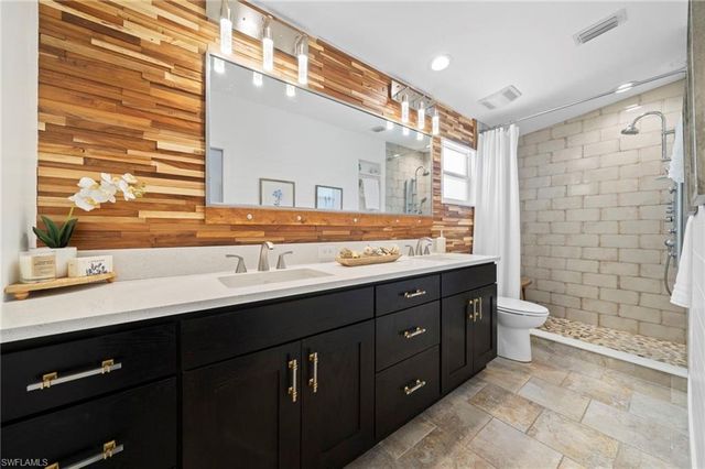 681 15th ST SW, Naples, FL 34117