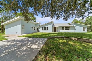 681 15th ST SW, Naples, FL 34117