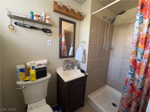 229 Hillcrest Drive, Henderson, NV 89015