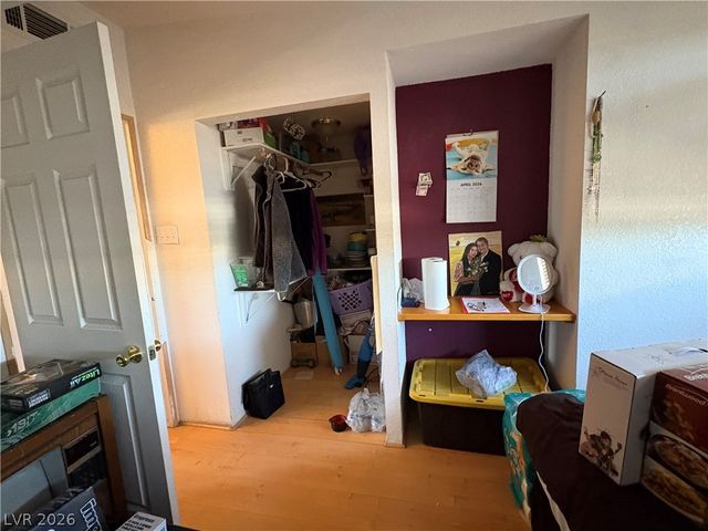 229 Hillcrest Drive, Henderson, NV 89015