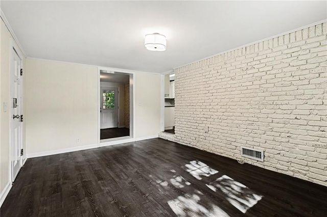 924 Valley Brook Road, Decatur, GA 30033