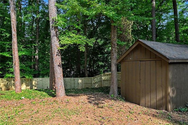 924 Valley Brook Road, Decatur, GA 30033
