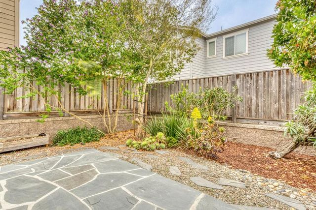 2717 Parkview Way, Marina, CA 93933