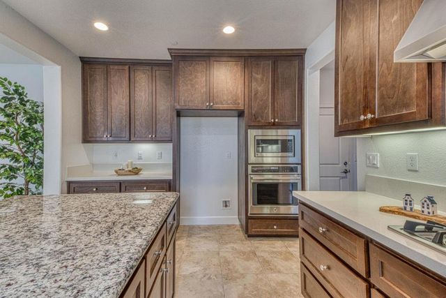 2717 Parkview Way, Marina, CA 93933