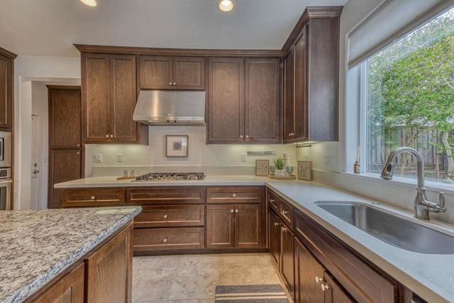 2717 Parkview Way, Marina, CA 93933