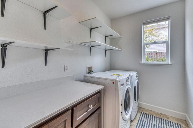 2717 Parkview Way, Marina, CA 93933