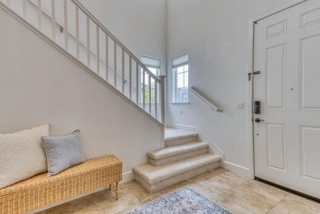 2717 Parkview Way, Marina, CA 93933
