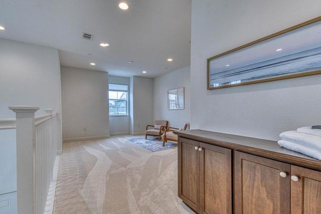 2717 Parkview Way, Marina, CA 93933