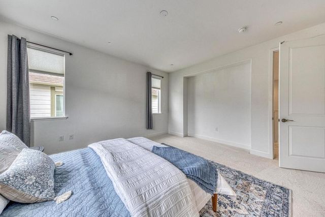 2717 Parkview Way, Marina, CA 93933