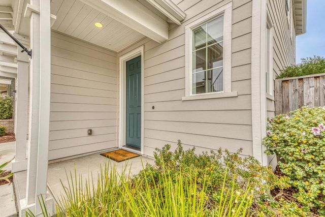 2717 Parkview Way, Marina, CA 93933