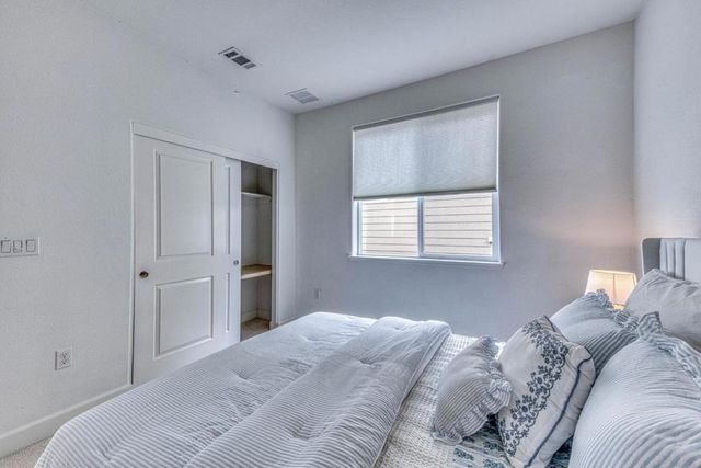 2717 Parkview Way, Marina, CA 93933