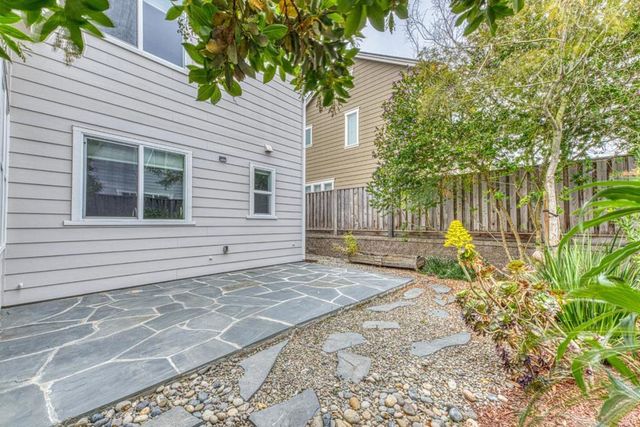 2717 Parkview Way, Marina, CA 93933