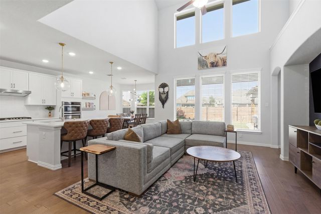 2811 Hackberry Creek Trail, Celina, TX 75078