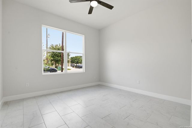 11318 Lisbon Dr, San Antonio, TX 78213