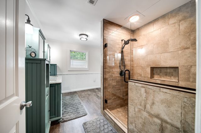 554 Hickman Shores Rd, Dover, TN 37058