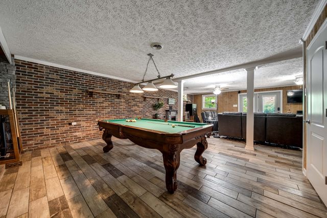 554 Hickman Shores Rd, Dover, TN 37058