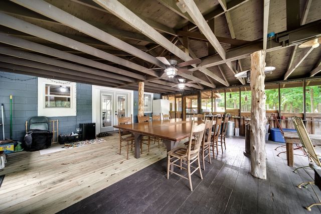 554 Hickman Shores Rd, Dover, TN 37058