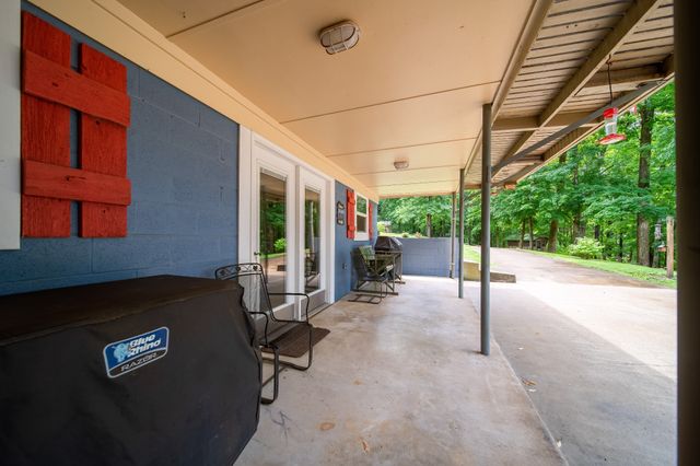 554 Hickman Shores Rd, Dover, TN 37058