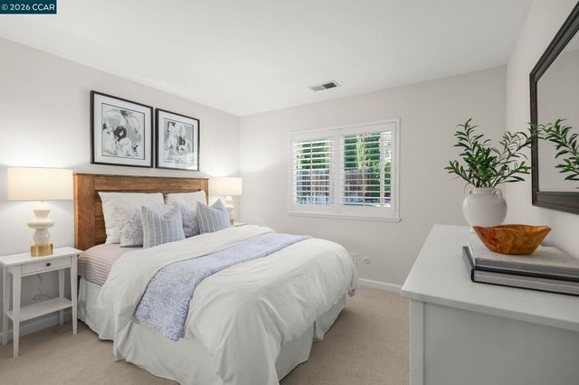 812 Barnwood Dr, San Ramon, CA 94583