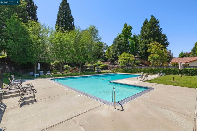 812 Barnwood Dr, San Ramon, CA 94583