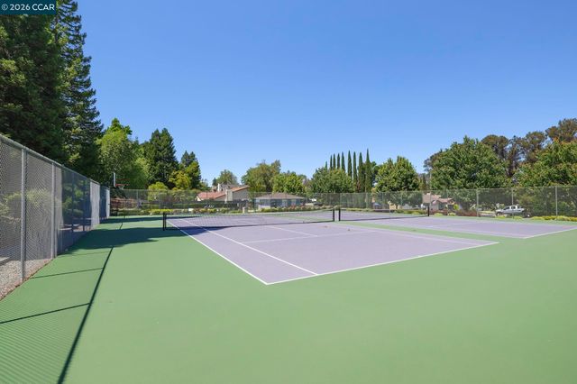 812 Barnwood Dr, San Ramon, CA 94583