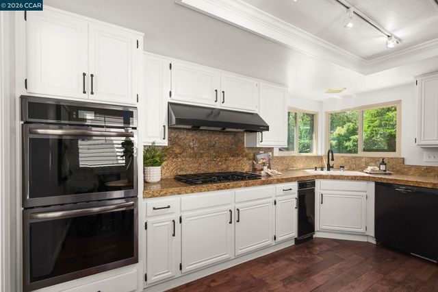 812 Barnwood Dr, San Ramon, CA 94583