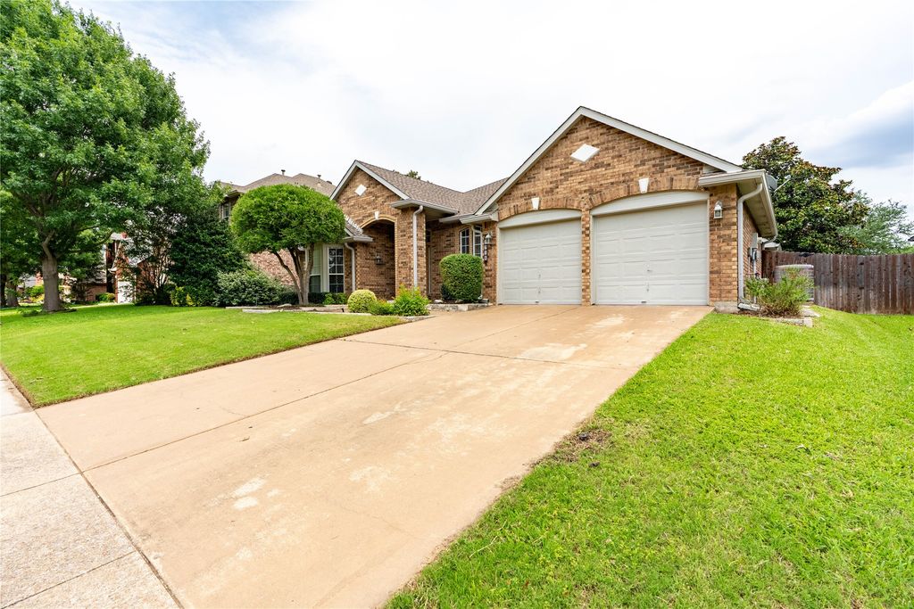 5716 Charleston Drive, Frisco, TX 75035