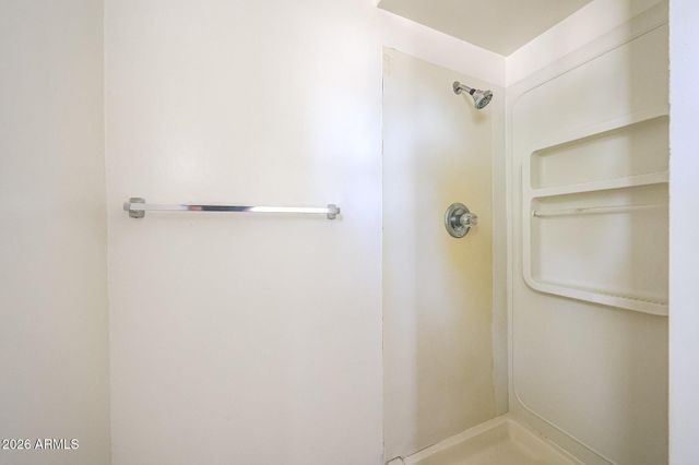 5766 W LUPINE Avenue, Glendale, AZ 85304