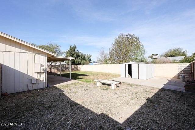 5766 W LUPINE Avenue, Glendale, AZ 85304