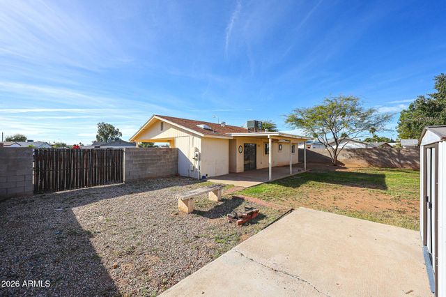 5766 W LUPINE Avenue, Glendale, AZ 85304