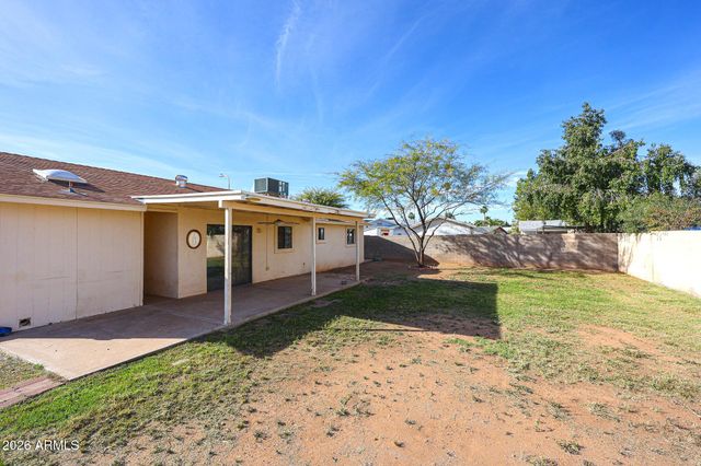 5766 W LUPINE Avenue, Glendale, AZ 85304