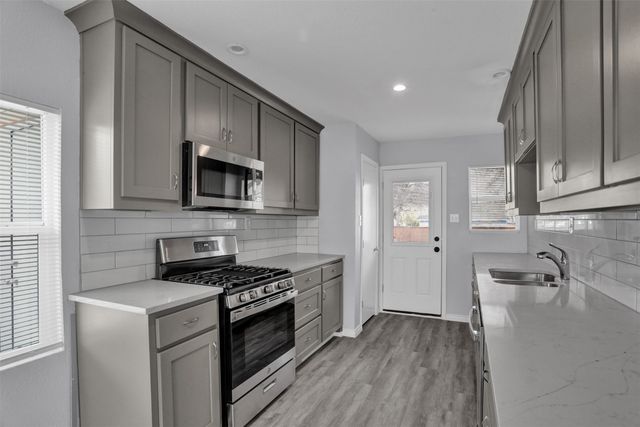 219 Loma Drive, Garland, TX 75040