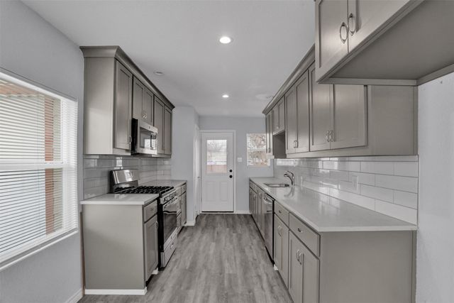 219 Loma Drive, Garland, TX 75040