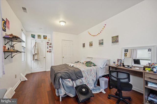 1521 FONTAIN ST, Philadelphia, PA 19121