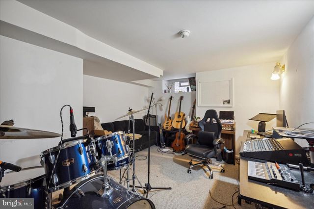 1521 FONTAIN ST, Philadelphia, PA 19121