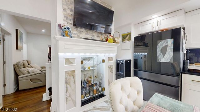 272 Parker St, Newark City, NJ 07104