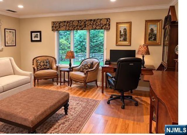 2 Windham Court, Woodcliff Lake, NJ 07677