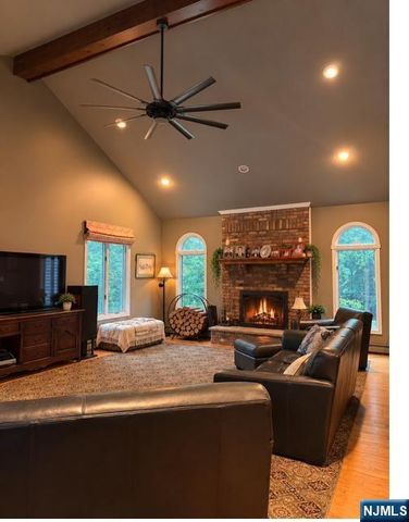 2 Windham Court, Woodcliff Lake, NJ 07677