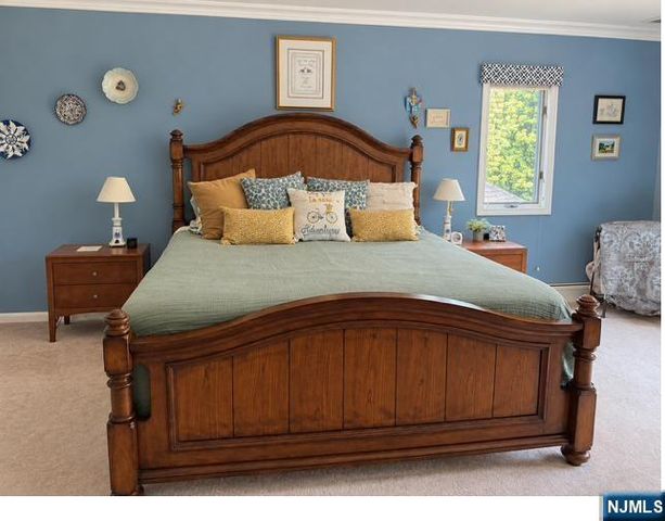 2 Windham Court, Woodcliff Lake, NJ 07677