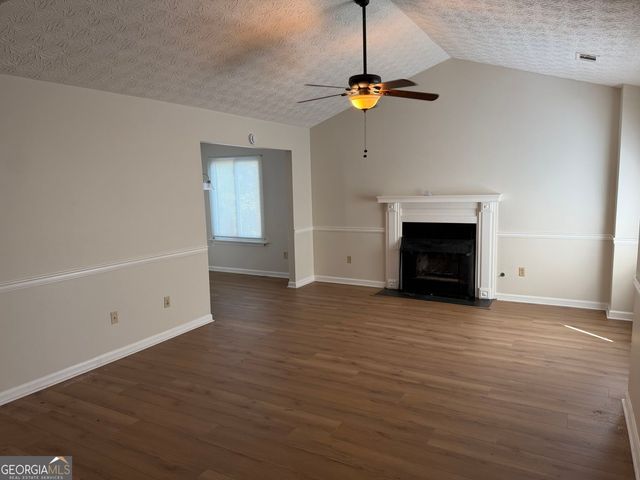 1819 Crescent Hill Drive NW, Acworth, GA 30102