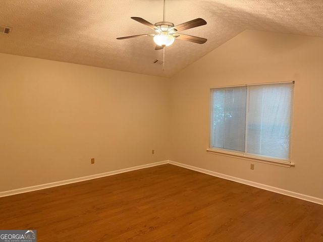 1819 Crescent Hill Drive NW, Acworth, GA 30102